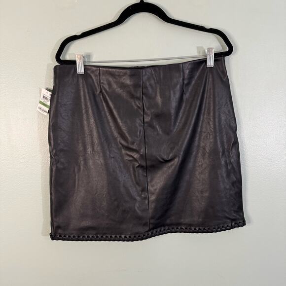INC International Concepts Skirt Womens L Mini Faux Leather Party Black NWT - Picture 2 of 8